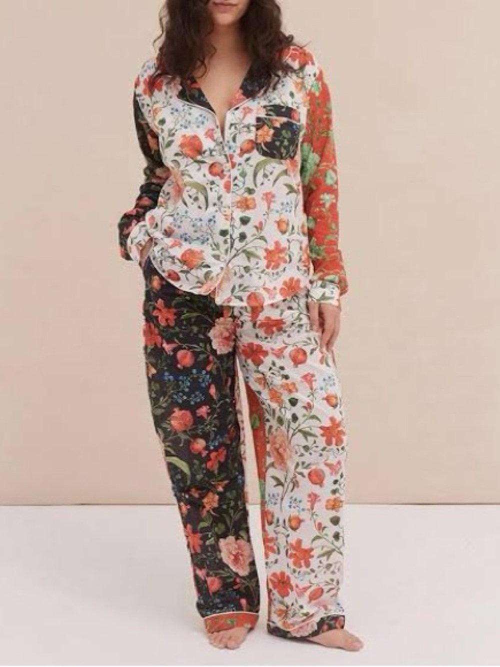 Desmond & Dempsey Persephone Mixed Floral Long Pajama Set - Size S - Like New!